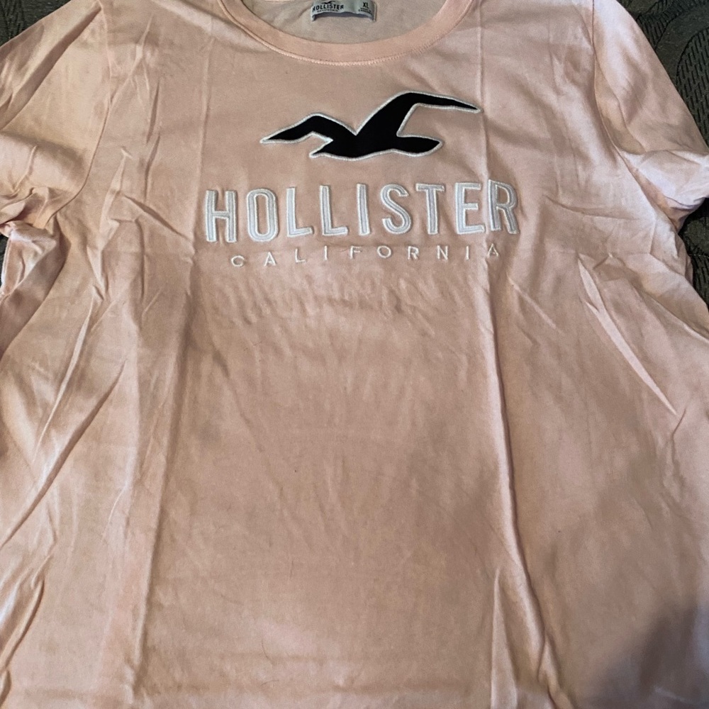 Hollister Tshirt